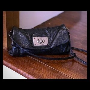 Kenneth Cole crossbody purse